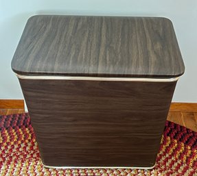 Hinged Upright Laundry Hamper