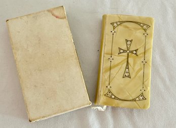 PETIT PAROISSIEN 1935 Celluloid Prayer Book