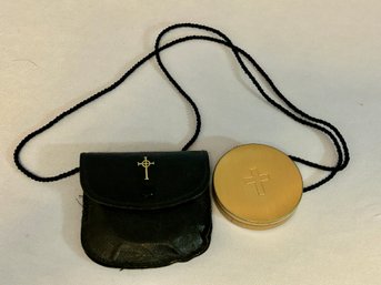 Communion Leather Burse With Gold Colored Pyx