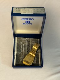 Seiko Quartz DUO-DISPLAY QUARTZ Cal, 461 ALARM CHRONOGRAPH In Box