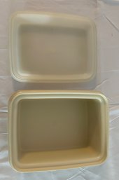 Beige Tupperware Ice Cream Keeper Container With Lid