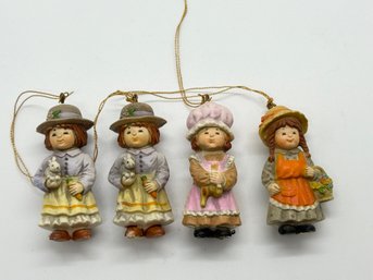 Vintage Ornaments #697