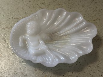 Vintage Avon Heavenly Milk Glass Soap Dish