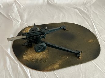 Model Military Gun