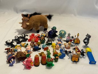 Cartoon Figures Miniatures Looney Tunes, Chipmunks, Yogi, Disney, Felix The Cat, Wind Up Toys Vintage Pez #776