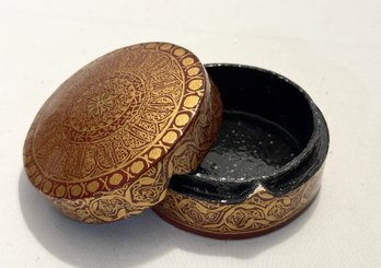 Decorative Red And Gold Round Trinket Box #782