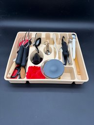 Kitchen Drawer With Utensil Organizer