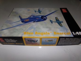 BLUE ANGELS BEARCAT 1/48 SCALE HOBBY CRAFT (NEW OLD STOCK)