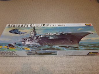 REVELL AIRCRAFT CARRIER U.S.S. WASP (NOS)