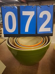 Set Of Pottery Barn Mixing Bowls