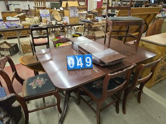 Duncan Phife Table With 6 Chairs