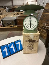 25 Lb Kitchen Scale New In Box