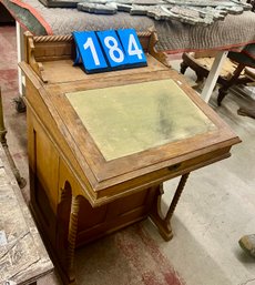 Oak Victorian Davenport Desk Student With 3 Side Drawers And Lift-top