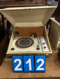 Vintage Zenith Solid State Record Player