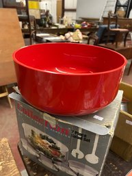 New In Box Collectable 7 Pc Salad Set