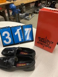 Pair Of Vaneli Size 6 12 Shoes