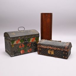 Pennsylvania Pine And Poplar Candlebox In Red Paint, And Two New England Boxes, Mid-19th Century