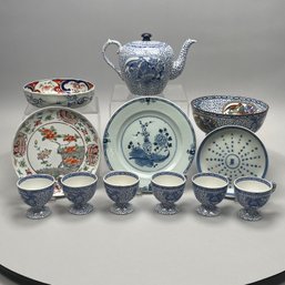 Staffordshire 'Chinese Bird' Service & Four Plates