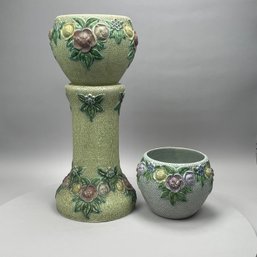 Two Roseville 'Rozane' Jardinieres And A Pedestal