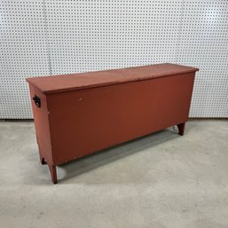 Pine Grain Bin With Divided Lid And In Red Paint