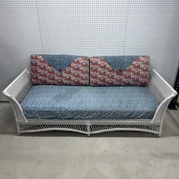 Bar Harbor Style Wicker Daybed In White Paint