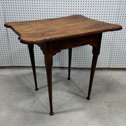 Queen Anne Style Pine Porringer Top Tea Table