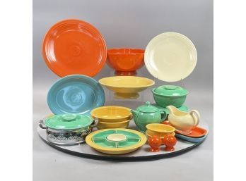 Group Fiestaware In Multiple Colors (Including Kitchen Kraft), Most The Homer Laughlin China Company, 20th Cen