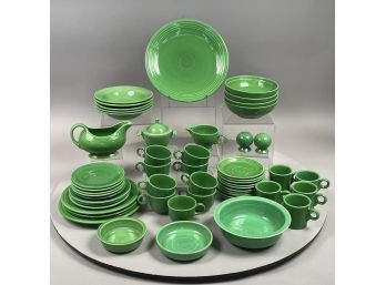 Fiestaware 'Medium Green' Part Dinner Service, Homer Laughlin China Company, Mid-Twentieth Century