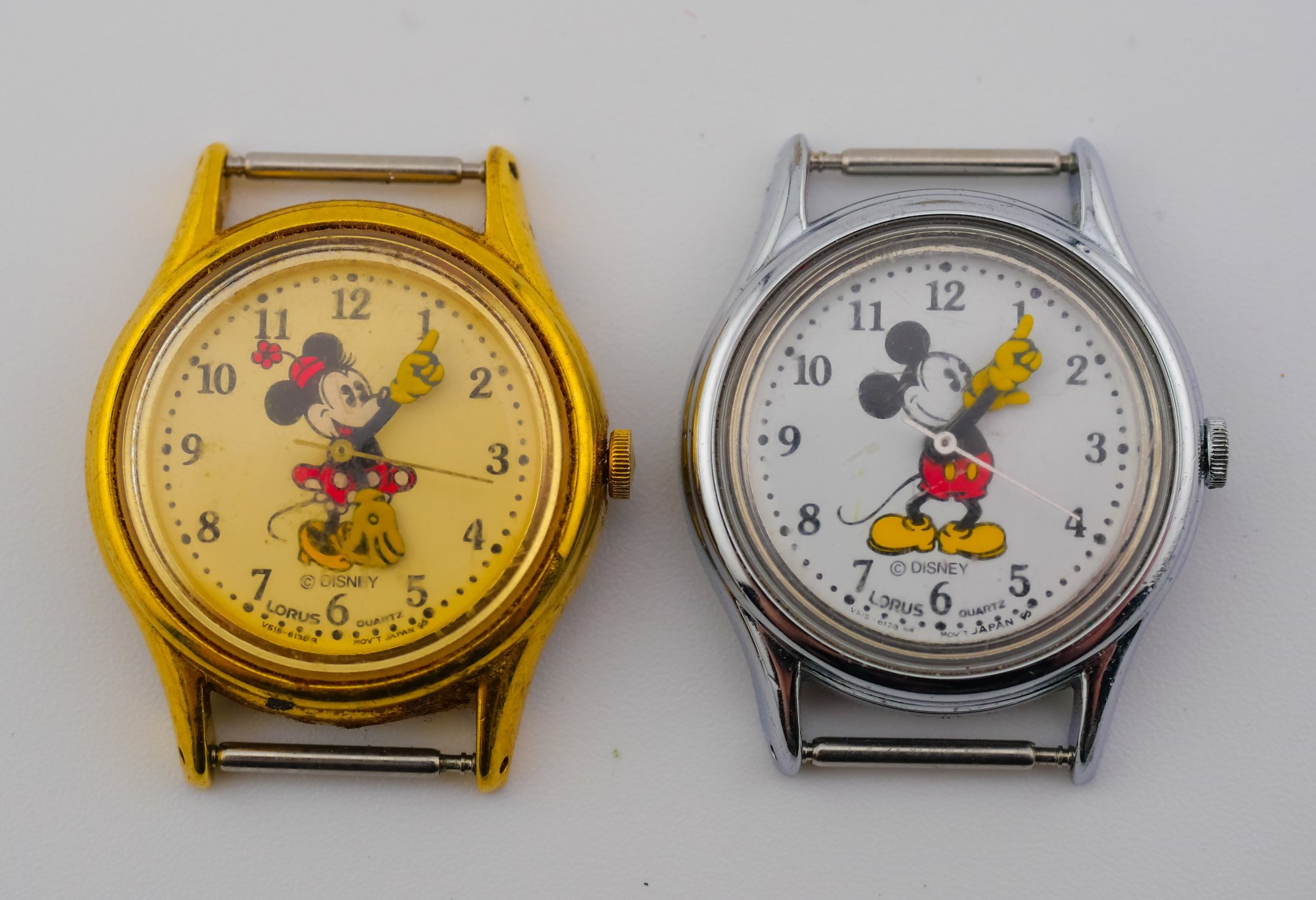 Vintage Disney Lorus Quartz Watch Pair - Mickey & Minnie  display picture 2