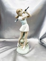 (A-2) VINTAGE NAO BY LLADRO PORCELAIN FIGURE-'OUT OF THE ROUGH' #0450-RETIRED-SPAIN