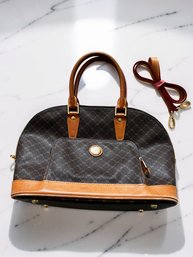 (HB-3) PRE OWNED RIONI MODA ITALIA LAUREN LARGE DOME HANDLE APPROX. 12'X6'X10'