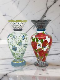 (A-8) VINTAGE PAIR OF HAND PAINTED DECORATIVE GLASS BUD VASES -POSSIBLY TRACY PORTER