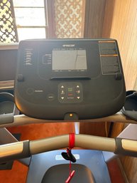 (BR) WORKING PRECOR TREADMILL