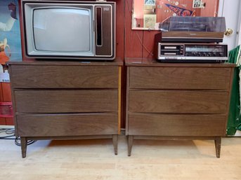 (UPBR) MATCHED PAIR OF VINTAGE BAUMRITTER MODERNIST THREE DRAWER DRESSERS - 1 IS MISSING STRIP OF EDGE MOLDING