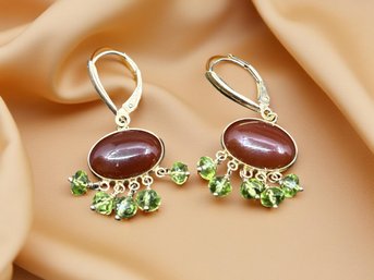 (J-16) VINTAGE PAIR OF 14 KARAT GOLD, CARNELIAN AND PERIDOT EARRINGS