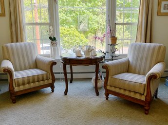 (LR) PAIR OF VINTAGE THOMASVILLE IVORY UPHOLSTERED ARMCHAIRS - 34' BY 34' BY 30'