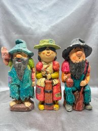 (A-74B) SET OF THREE NAPCOWARE 'COUNTRY COUSINS' FIGURAL BANKS