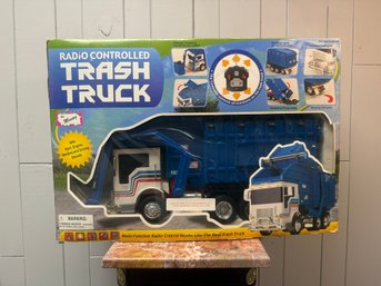 (P-97)  NEW OLD STOCK IN BOX RADIO CONTROLLED TRASH TRUCK - GARBAGE TRUCK, MANNY TRASH TRUCKS