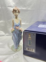 (A-7) VINTAGE LLADRO-'POCKET FULL OF WISHES'-#7650-ORIGINAL BOX-APPROX. 10' TALL-SPAIN