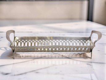 (SS-4) VINTAGE STERLING SILVER CRACKER HOLDER TRAY AS SHOWN