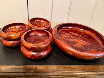 (A-208) VINTAGE WOOD SALAD BOWL SET, 13' HAND CARVED BOWL & SIX 6' SMALLER BOWLS