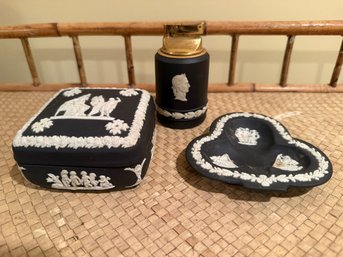 (BA-20) THREE VINTAGE PIECES OF BLACK WEDGWOOD - 4'-5'
