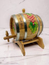 (A-19) VINTAGE 2 PIECE WOODEN WINE BARREL W/PAINTED GRAPE DESIGN