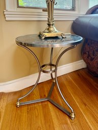 (LR) ROUND TOP METAL BASE ACCENT TABLE - 20' BY 22'