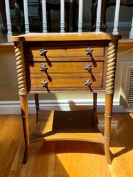 (LR) VINTAGE DREXEL COVINGTON PARK COLLECTION THREE DRAWER ACCENT TABLE - 27' BY 19' BY 17'