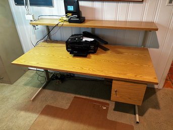 (UPBR) VINTAGE COMPUTER DESK WITH LOCK STORAGE  - 60' BY 39' BY 30'
