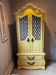 (UPBR) VINTAGE YELLOW FRENCH PROVINCIAL ARMOIRE CABINET - 78' BY 36' BY 20'