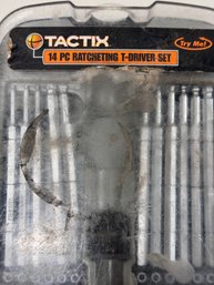 Ratcheting T-Driver Set