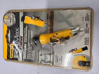 Chalk Line Tool, Secures Chalk Line