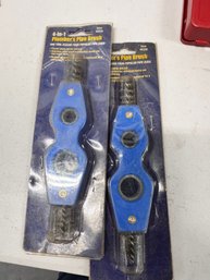 2 Pieces, Plumbers Pipe Brush, 4 In One Tool